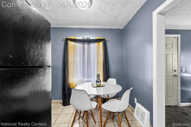 6530 Brace Street, Detroit, MI 48228