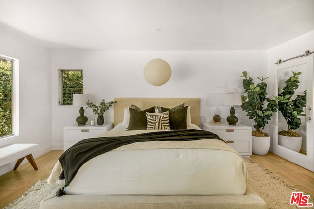 2700 Carmar Drive, Los Angeles, CA 90046