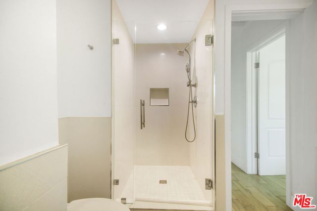 2700 Carmar Drive, Los Angeles, CA 90046