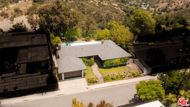 2700 Carmar Drive, Los Angeles, CA 90046