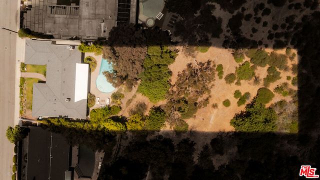 2700 Carmar Drive, Los Angeles, CA 90046