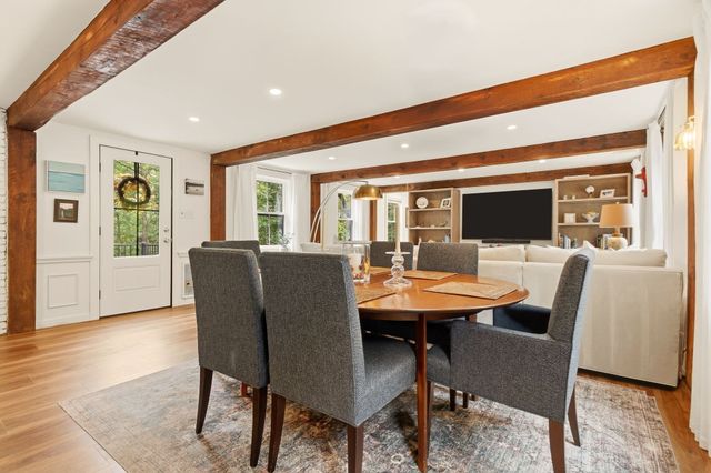 109 Glen St, Rowley, MA 01969