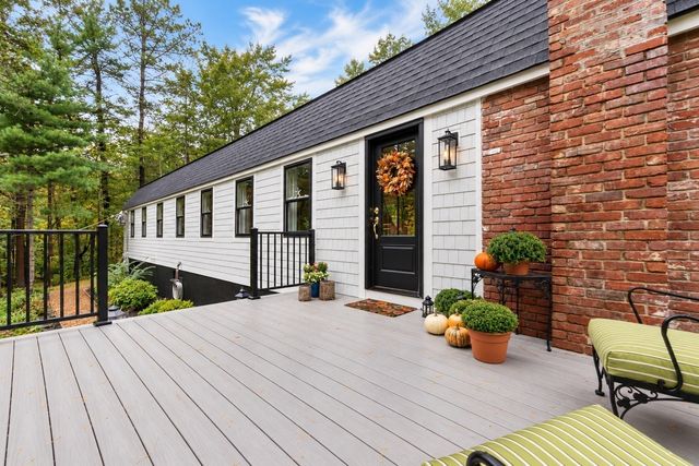 109 Glen St, Rowley, MA 01969