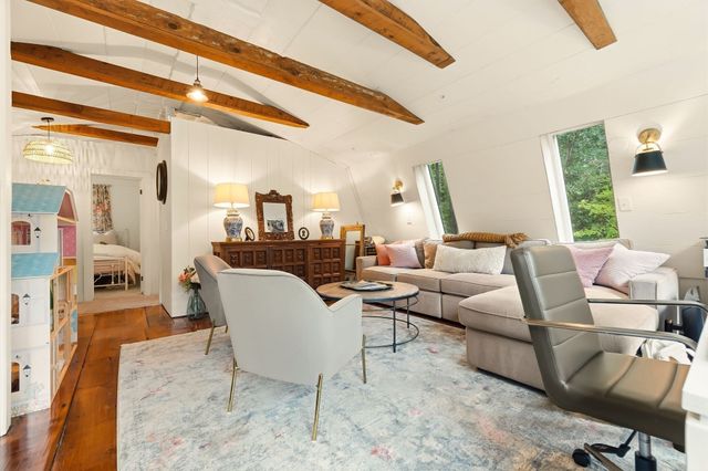 109 Glen St, Rowley, MA 01969