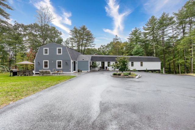 109 Glen St, Rowley, MA 01969