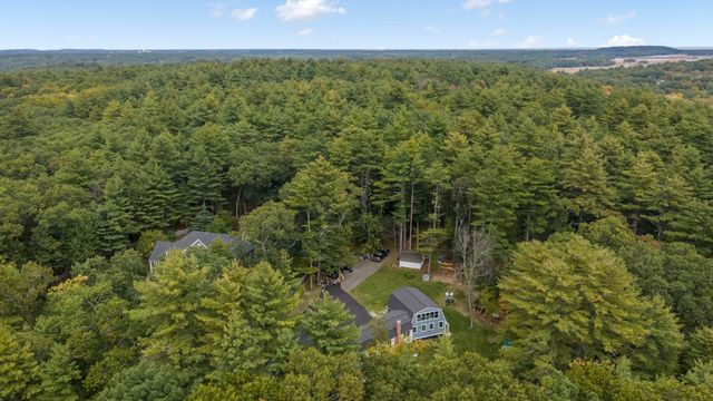 109 Glen St, Rowley, MA 01969