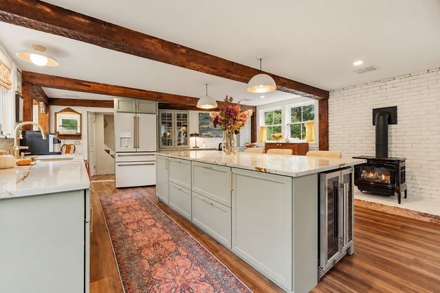 109 Glen St, Rowley, MA 01969