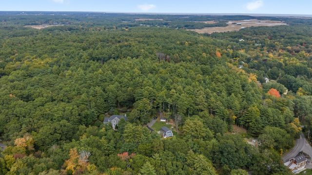 109 Glen St, Rowley, MA 01969