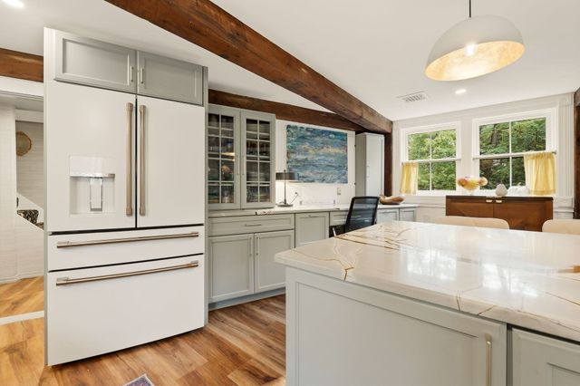109 Glen St, Rowley, MA 01969