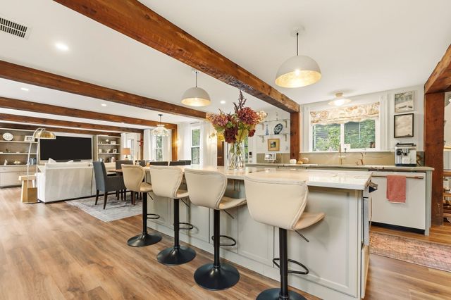 109 Glen St, Rowley, MA 01969