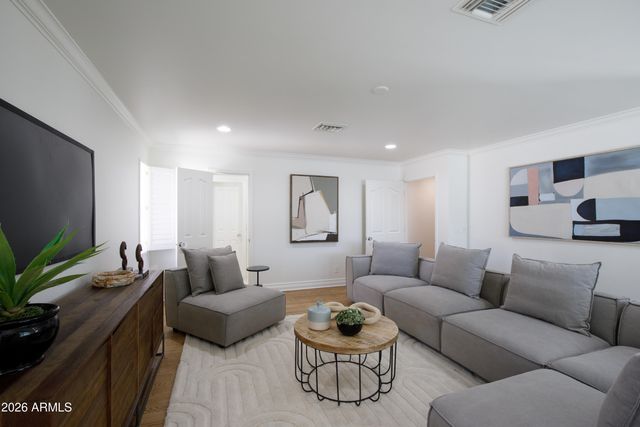 618 W PALMAIRE Avenue, Phoenix, AZ 85021