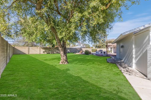 618 W PALMAIRE Avenue, Phoenix, AZ 85021