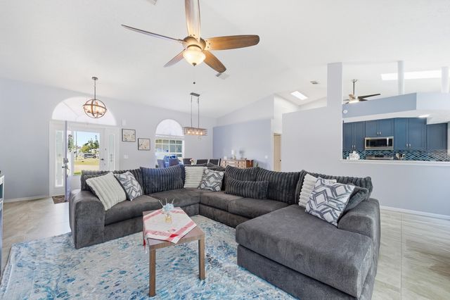 2537 SE Hallahan, Port St. Lucie, Port St Lucie, FL 34952