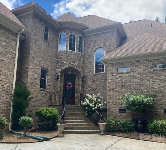 275 Palm Cove Way, York, SC 29745