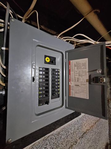 124 N Liberty Street, Lowell, IN 46356