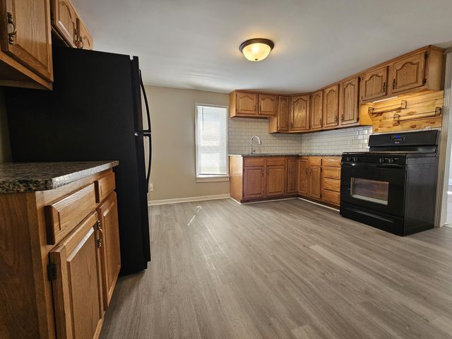 124 N Liberty Street, Lowell, IN 46356