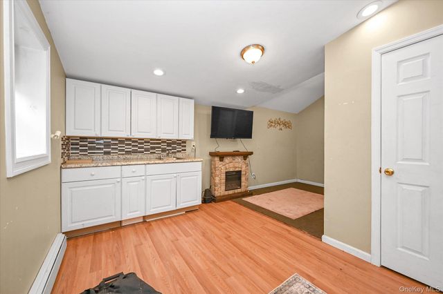 62 Wood Lane, Valley Stream, NY 11581