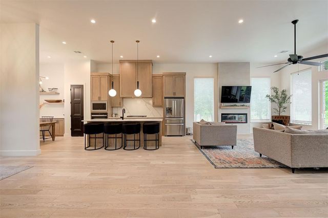 10104 SW 25th Court, Yukon, OK 73099