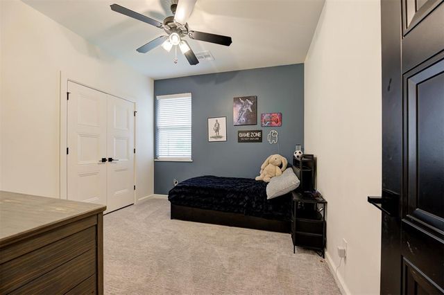 10104 SW 25th Court, Yukon, OK 73099