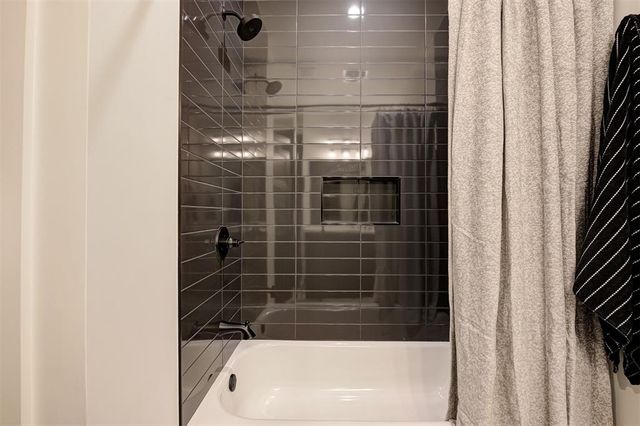 10104 SW 25th Court, Yukon, OK 73099