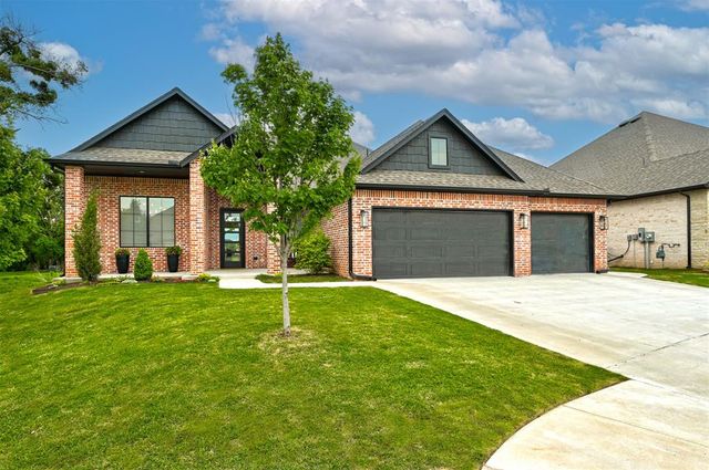 10104 SW 25th Court, Yukon, OK 73099