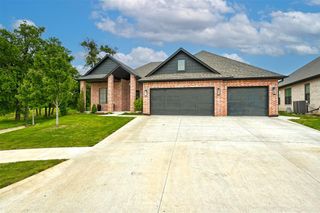 10104 SW 25th Court, Yukon, OK 73099