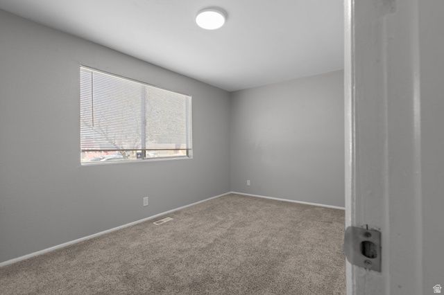 5279 S SHALEE ST, Kearns, UT 84118