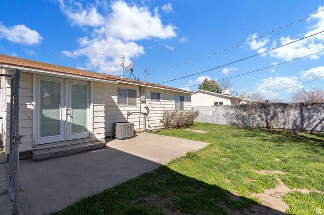 5279 S SHALEE ST, Kearns, UT 84118