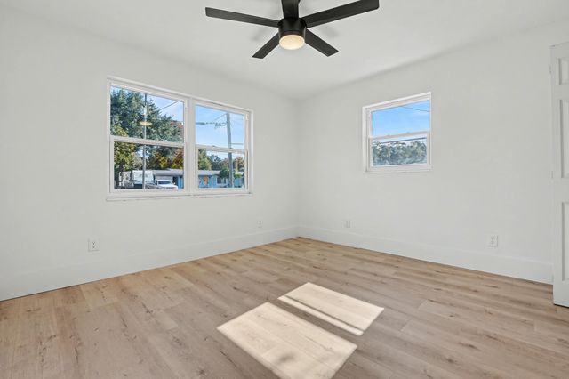 221 Destin Drive, Mary Esther, FL 32569