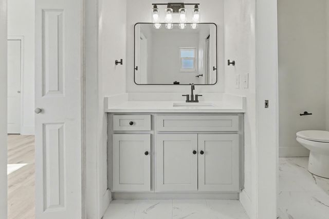 221 Destin Drive, Mary Esther, FL 32569