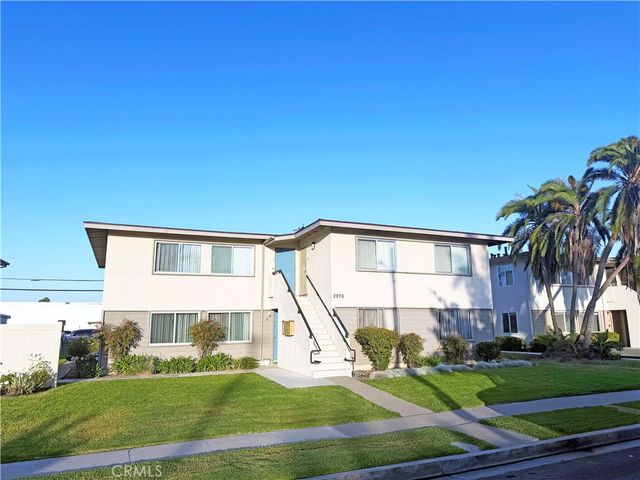 2976 Royal Palm, Costa Mesa, CA 92626