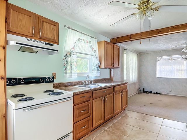 2551 AUBURN AVENUE, New Smyrna Beach, FL 32168