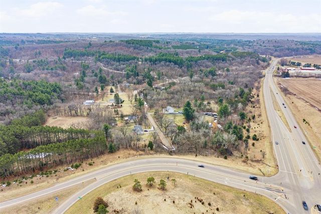 S3844 Silver Springs Court, Eau Claire, WI 54701