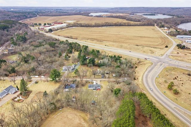 S3844 Silver Springs Court, Eau Claire, WI 54701