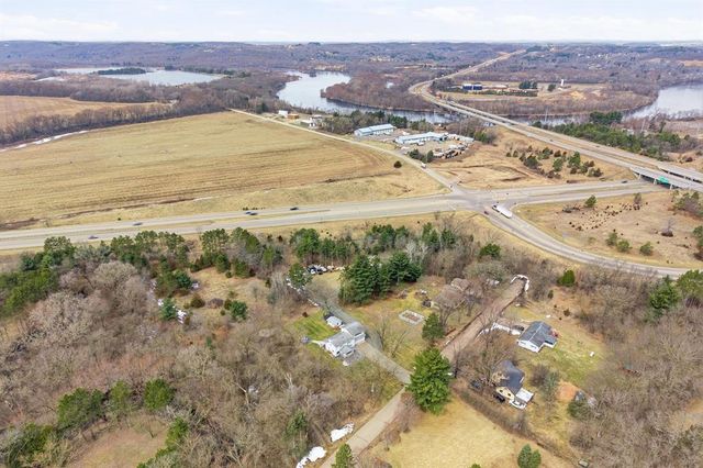 S3844 Silver Springs Court, Eau Claire, WI 54701