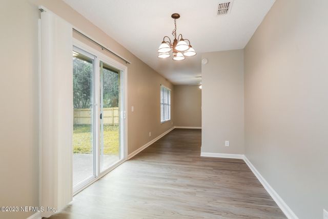 6353 TREE TOP Circle W, Jacksonville, FL 32244
