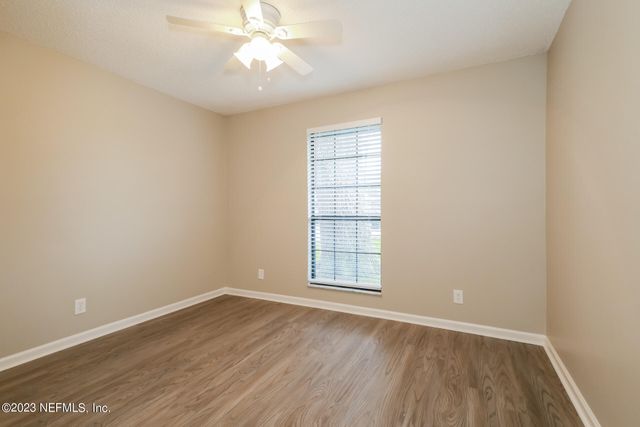 6353 TREE TOP Circle W, Jacksonville, FL 32244