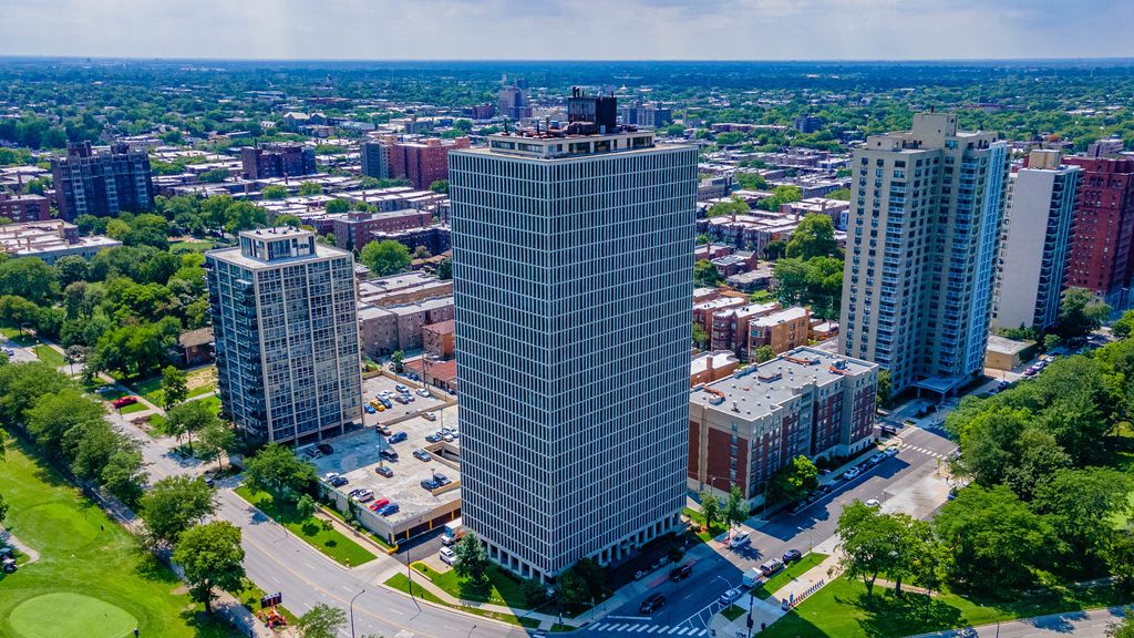 6700 S South Shore Drive 25K, Chicago, IL 60649