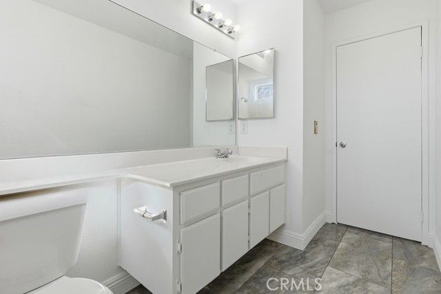 16261 Lake View Lane, Apple Valley, CA 92307