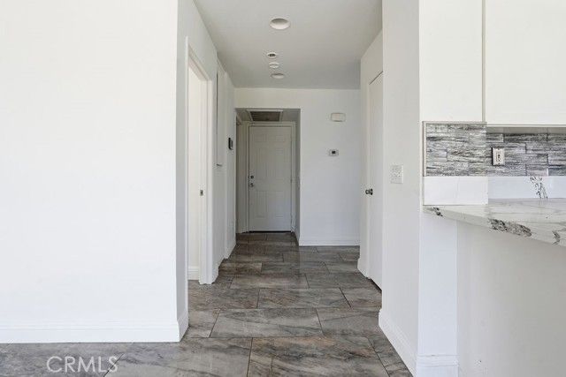 16261 Lake View Lane, Apple Valley, CA 92307