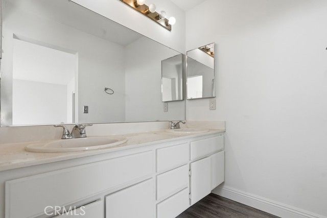 16261 Lake View Lane, Apple Valley, CA 92307