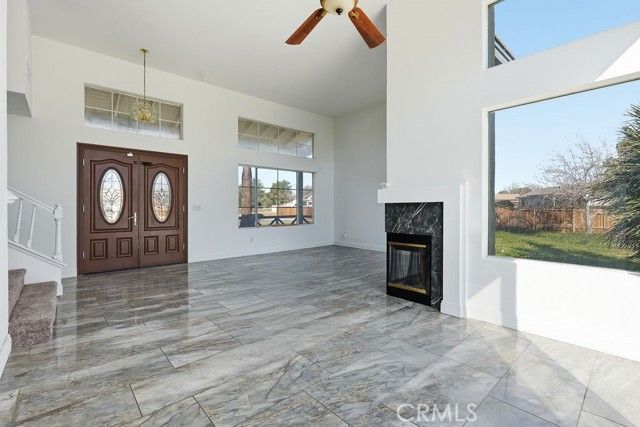 16261 Lake View Lane, Apple Valley, CA 92307