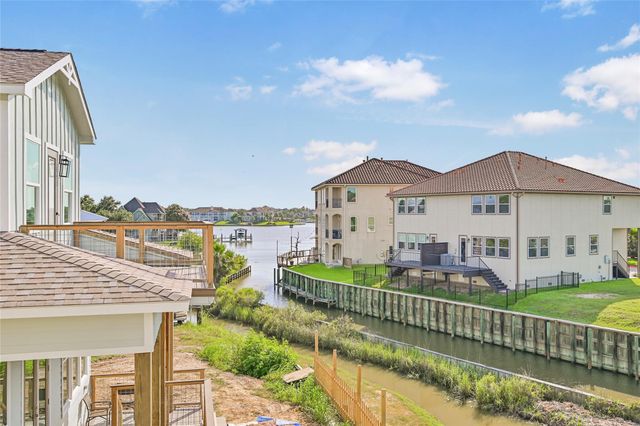 4436 Shady Lake Drive, Seabrook, TX 77586