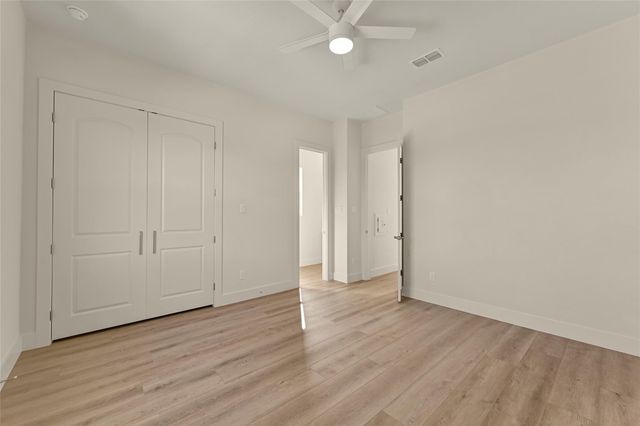4436 Shady Lake Drive, Seabrook, TX 77586