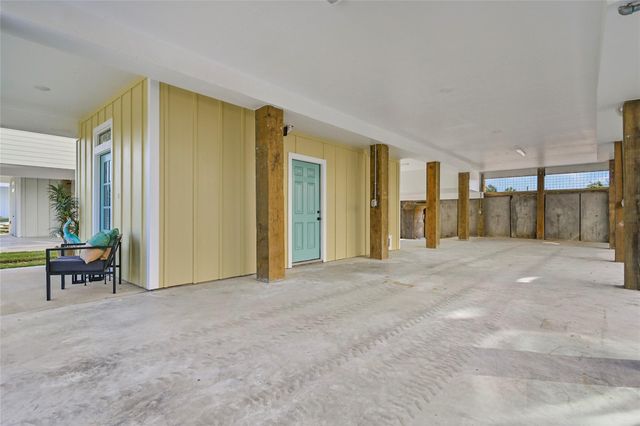 4436 Shady Lake Drive, Seabrook, TX 77586