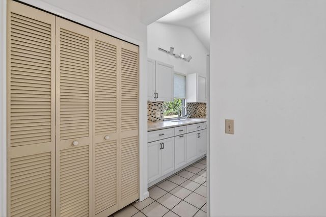 13196 SE Point O Woods Court, Hobe Sound, FL 33455