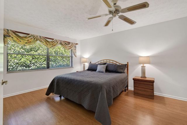 13196 SE Point O Woods Court, Hobe Sound, FL 33455