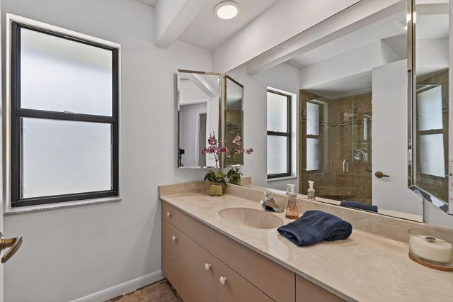 13196 SE Point O Woods Court, Hobe Sound, FL 33455