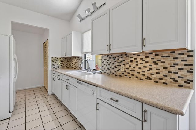 13196 SE Point O Woods Court, Hobe Sound, FL 33455