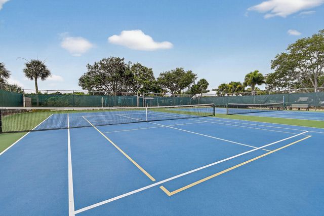 13196 SE Point O Woods Court, Hobe Sound, FL 33455